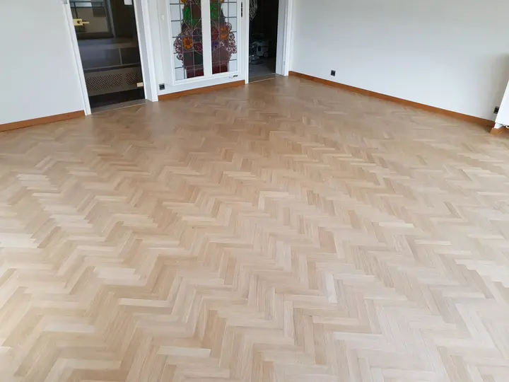 Nieuwe lichte visgraatvloer
